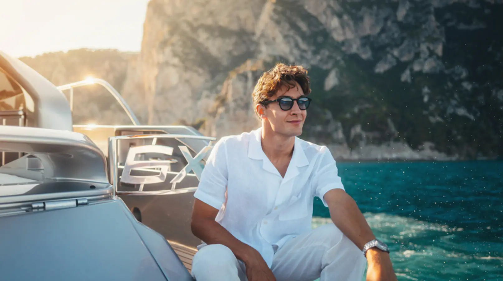 Así es el yate de George Russell, el piloto de la Fórmula 1 que busca paz lejos de las pistas