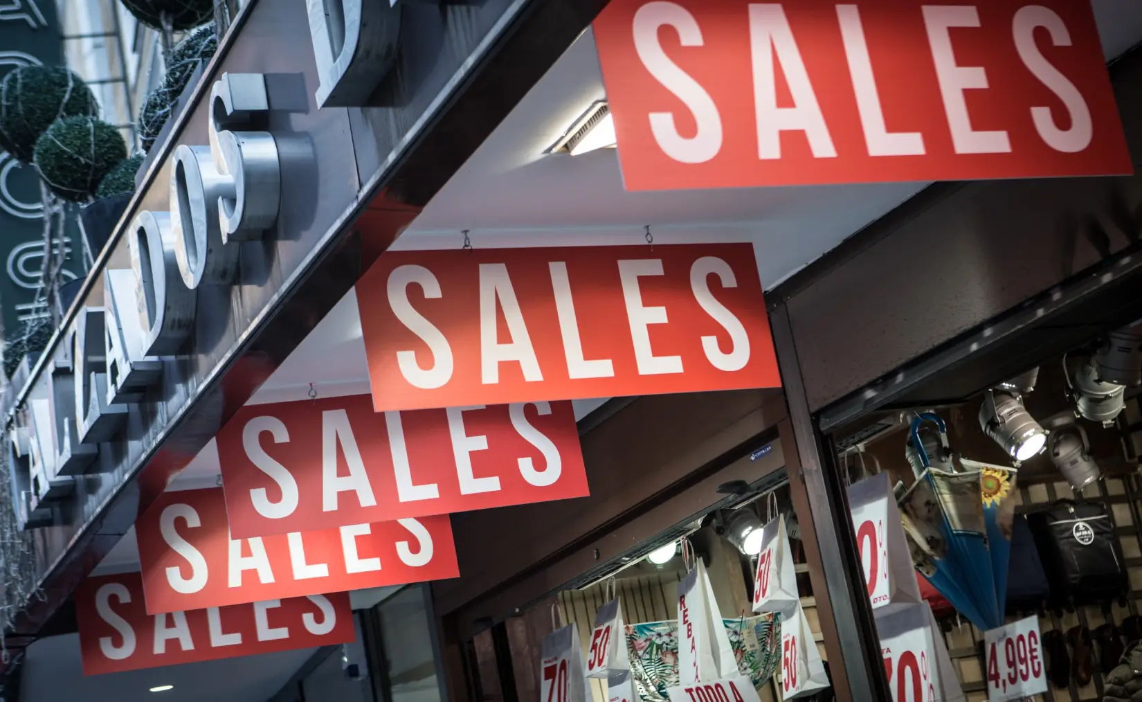 Consumo en Argentina: los datos de CAME y Mercado Libre que reavivaron el debate y qué dijo Milei
