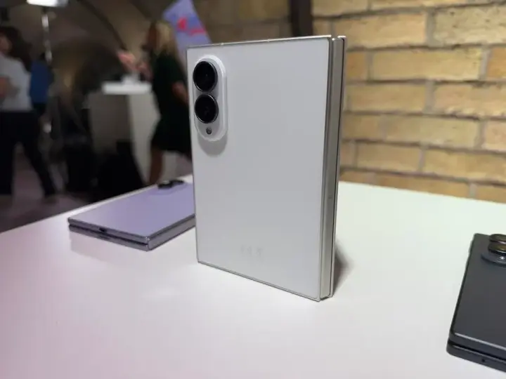 (SE PUEDE USAR) Samsung Galaxy Z Fold8  Crédito: David Phelan