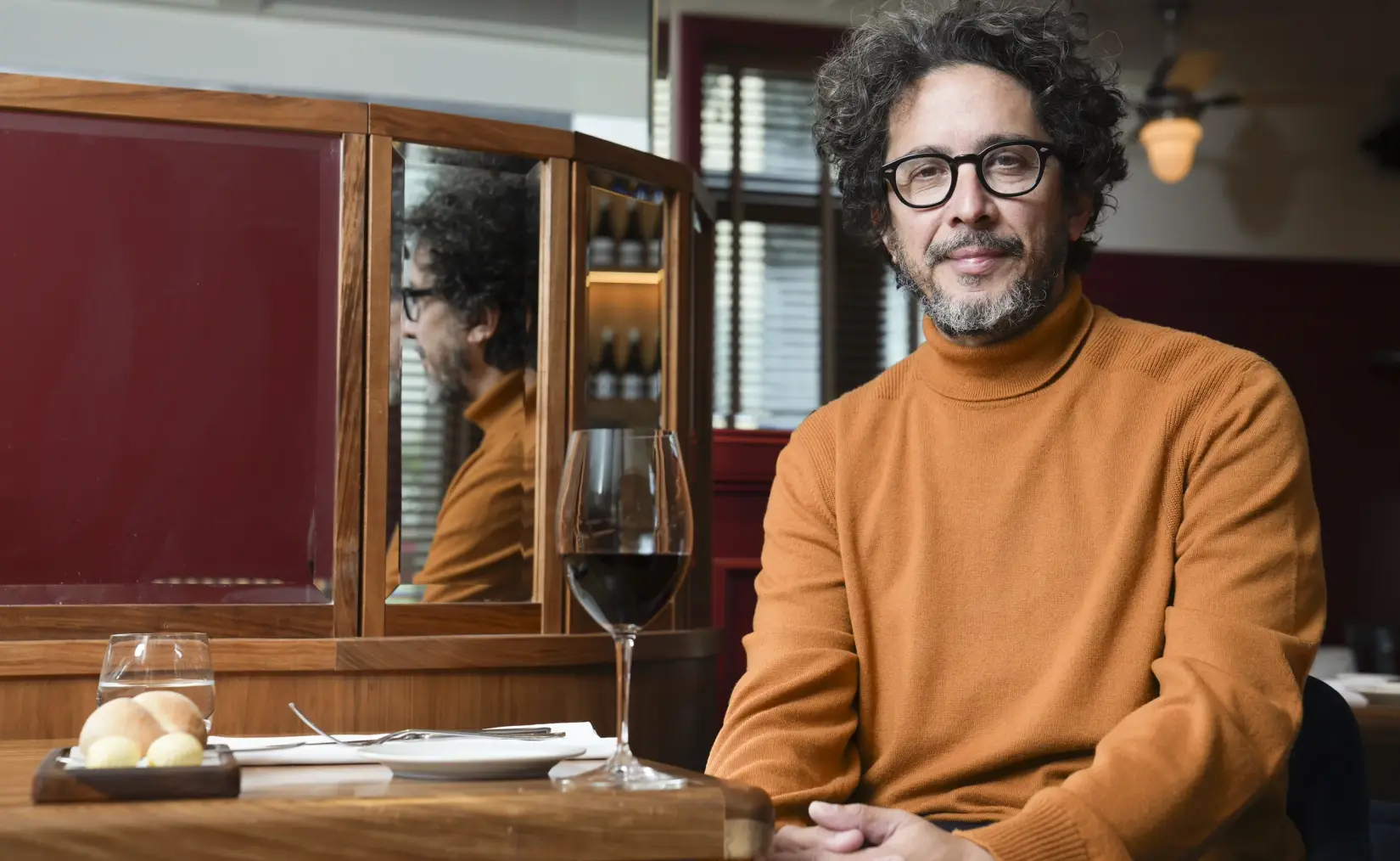 De llevar cafés en la radio a construir un holding de gastronomía, jazz y vinos: la historia de Aldo Graziani