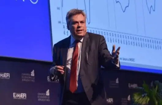 El economista y exviceministro de Macri que cenó con Milei advirtió que “la industria protegida no va a sobrevivir”