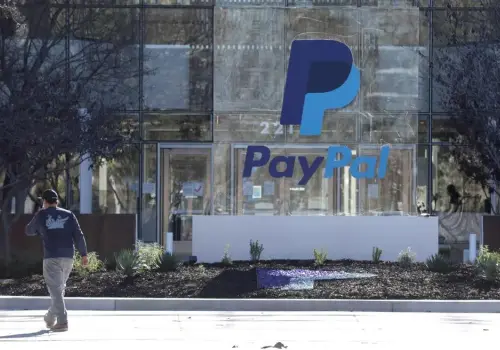 De un rally del 30% a un desplome del 15%: la noticia que sacudió a PayPal en Wall Street