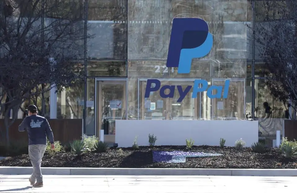 De un rally del 30% a un desplome del 15%: la noticia que sacudió a PayPal en Wall Street