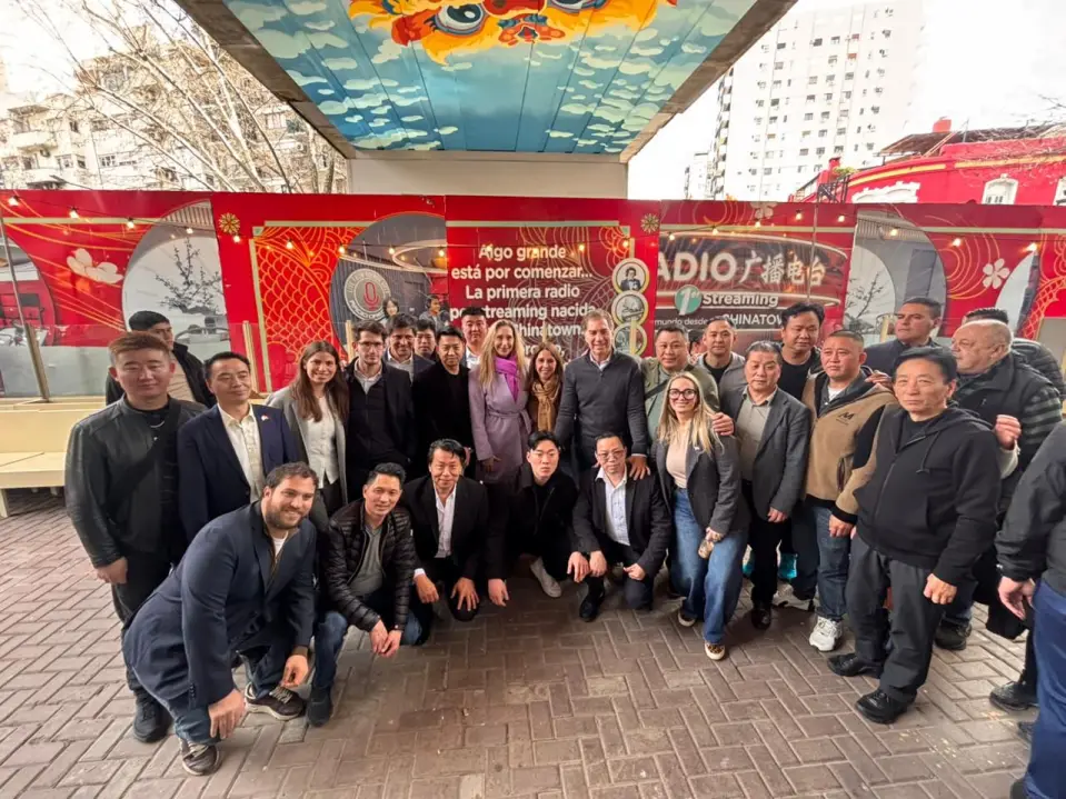 Karina Milei, en un acto en el Barrio Chino, con un pie en territorio PRO