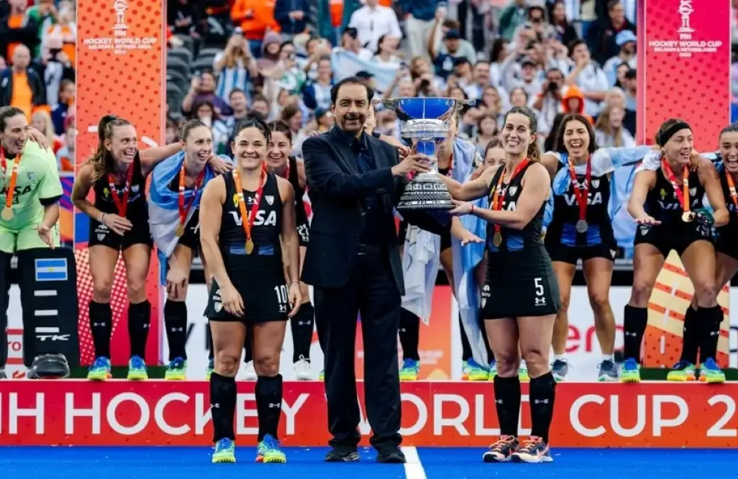 Las Leonas tienen tres estrellas: el negocio de una épica que vuelve a conquistar el mundo y al país