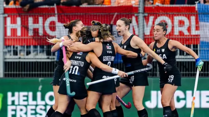 la copa es de argentina le ganaron en la final a las tricampeonas de paises bajos