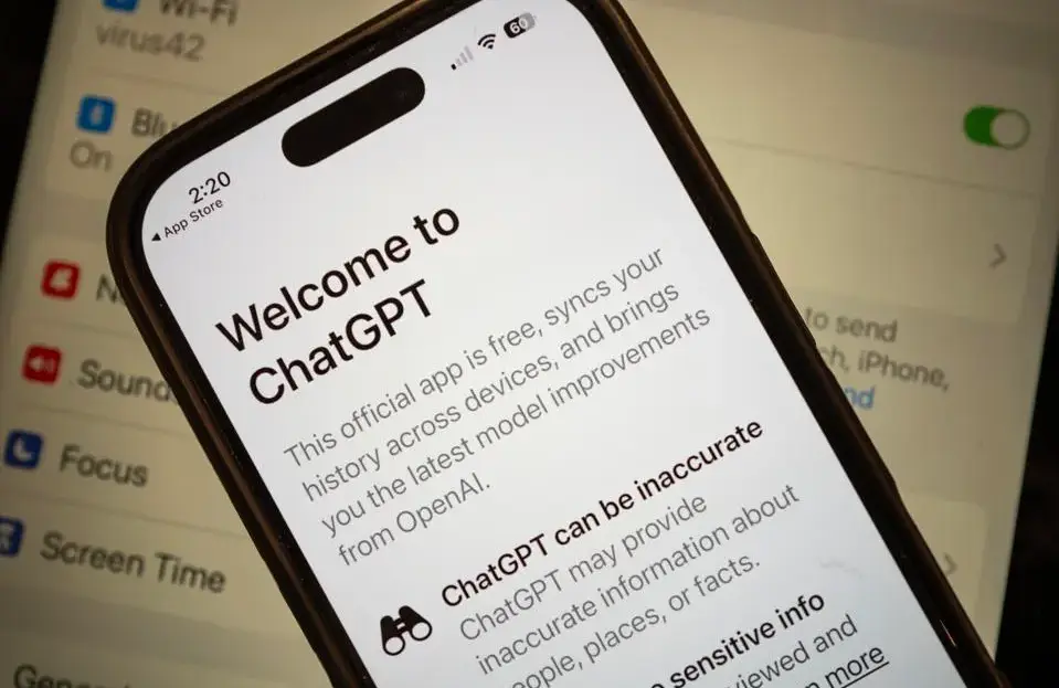 Se cayó la Inteligencia Artificial: reportan fallas en ChatGPT, Claude y Gemini