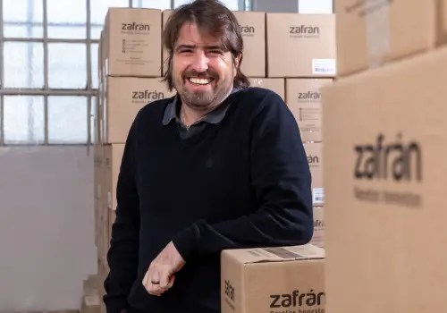 Un holding regional desembarca en el país, compra una participación en Zafrán e impulsa su plan de exportación