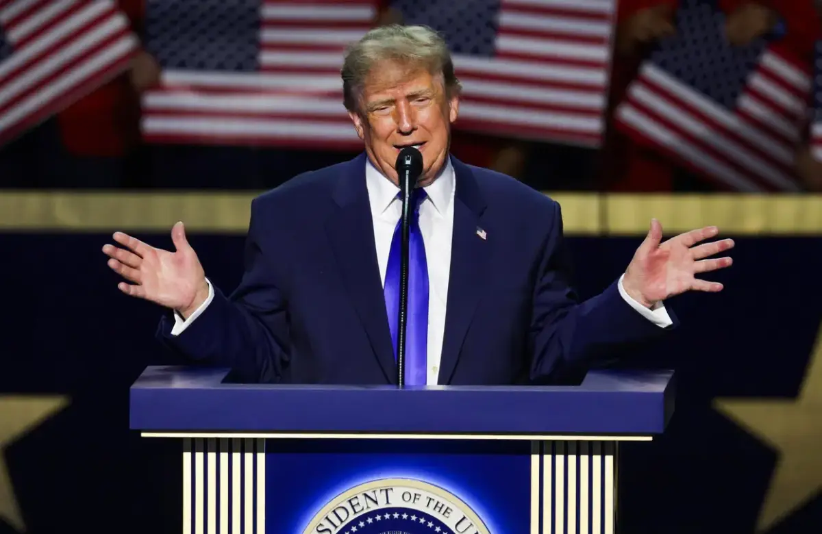 Trump promete US$ 5.000 a cada adulto si los republicanos ganan las elecciones de medio término