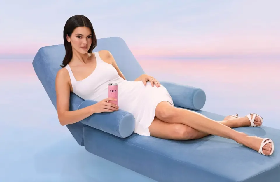 Kendall Jenner invierte en una bebida: ¿qué puede aportar una celebrity a una marca que ya es exitosa?