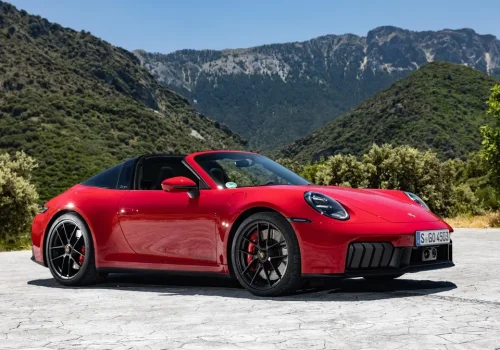 Porsche convirtió en híbrido uno de sus deportivos más emblemáticos