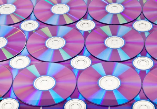 El inesperado regreso del CD: la Generación Z impulsa un nuevo negocio retro