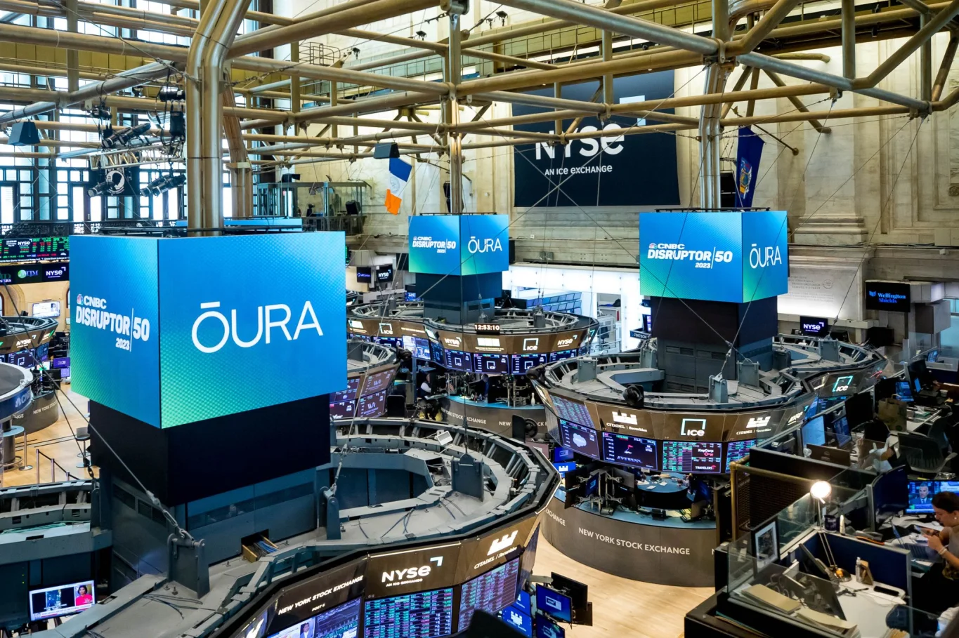 Oura - Oura