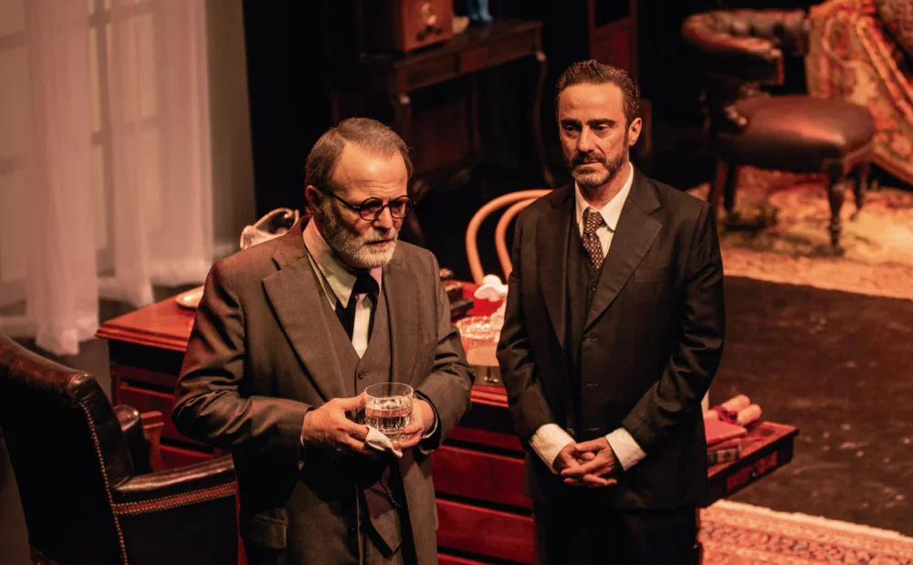 La última sesión de Freud / Luis Machin - Prensa