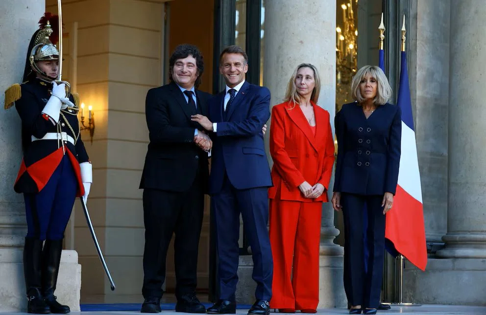 Mieli con Macron en París: el impacto del ajuste y la agenda de inversión, los temas que planteó el presidente francés