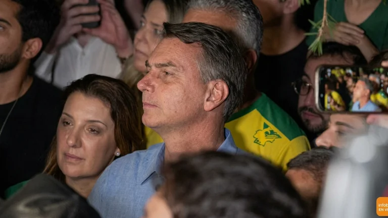 Flávio Bolsonaro, tras el triunfo sobre Lula - Imagen: Captura TV