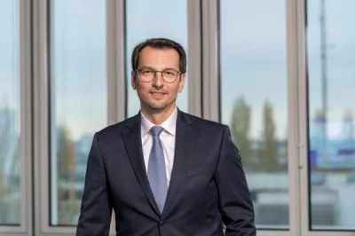 Milan Nedeljković (SE PUEDE USAR) Crédito: BMW Group - BMW Group