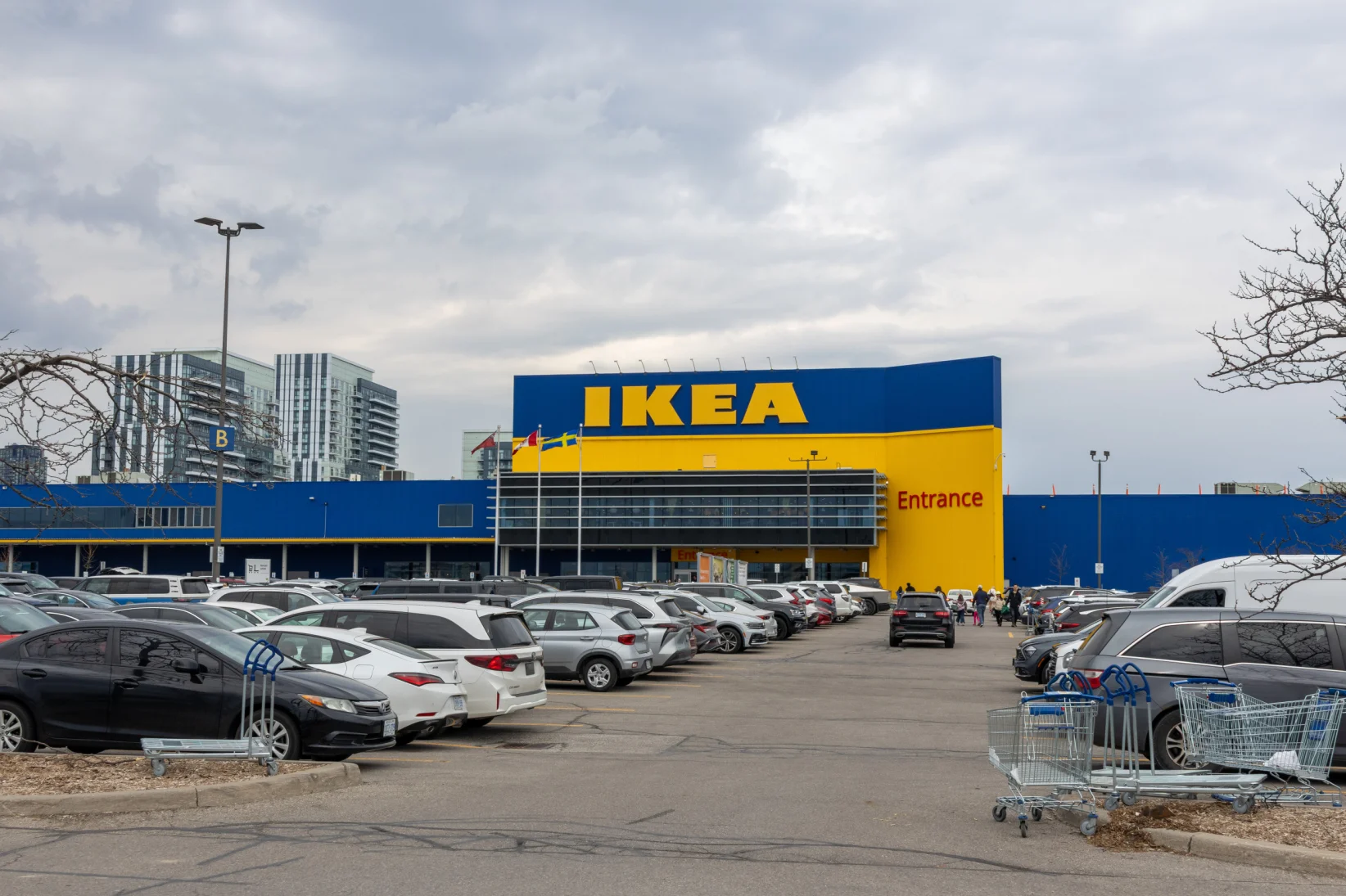 SE PUEDE USAR/ IKEA Store Vaughan - Foto: Dillan Payne, CC BY-SA 4.0, via Wikimedia Commons.