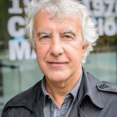 Walter Román - .