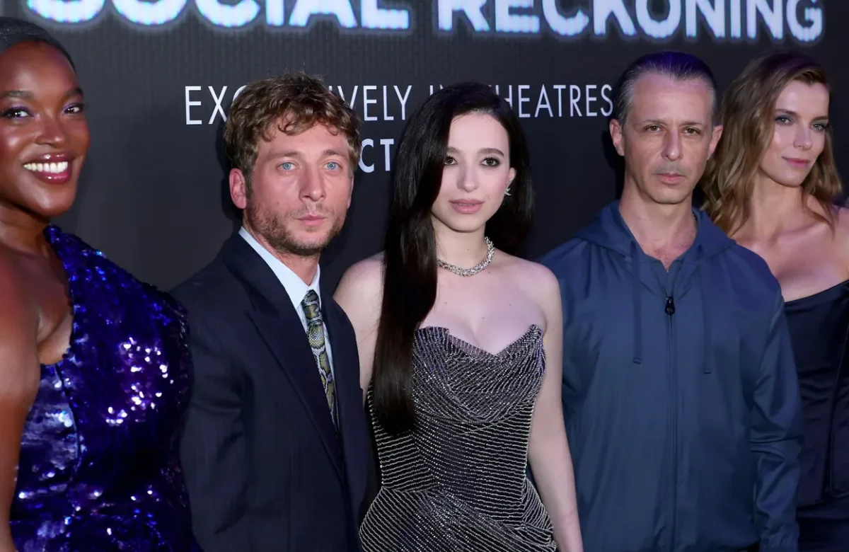 La nueva película sobre Facebook y Mark Zuckerberg fracasa en taquilla: cuánto recaudó en su estreno
