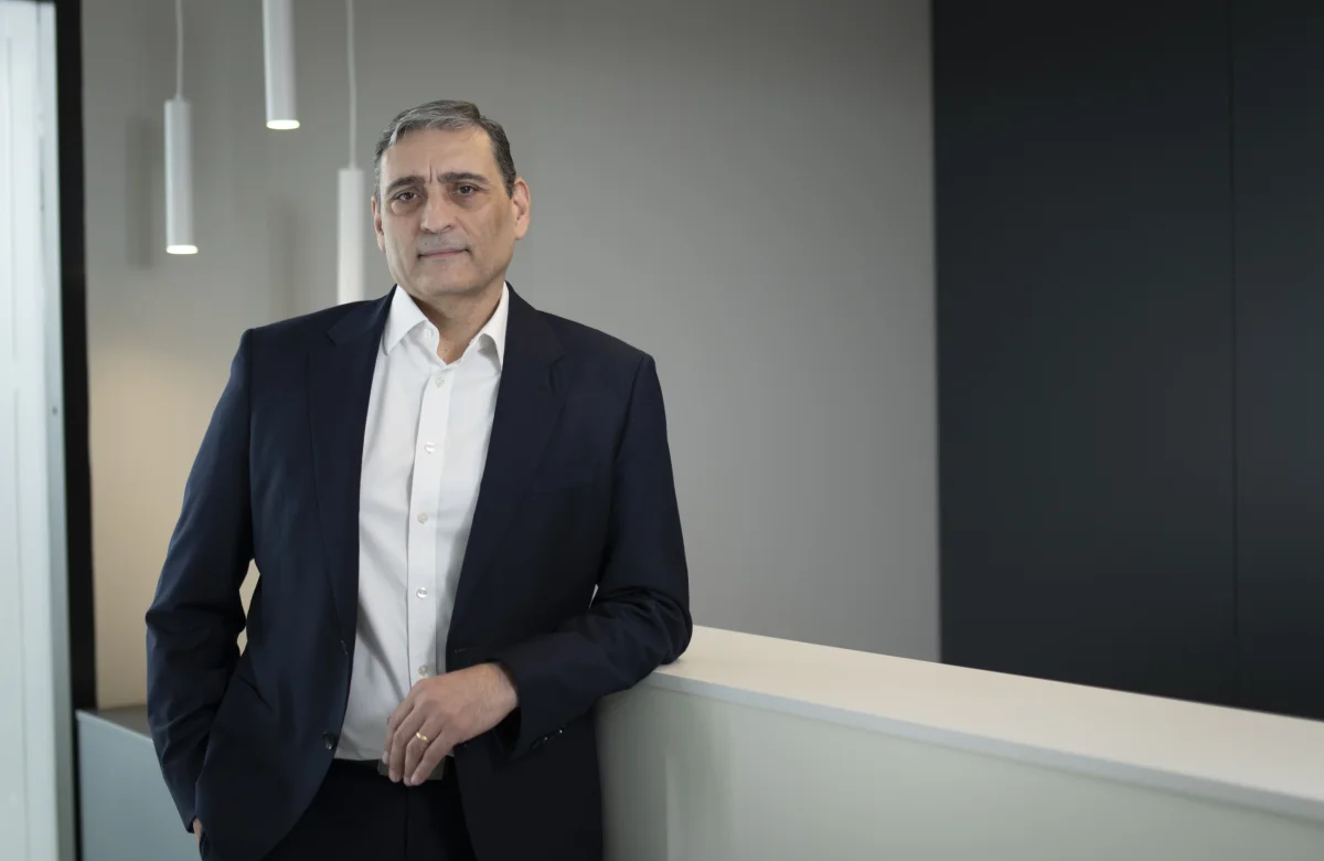 Fue CEO de YPF, lideró el mayor yacimiento de gas con Techint y ahora prepara un RIGI con una nueva petrolera