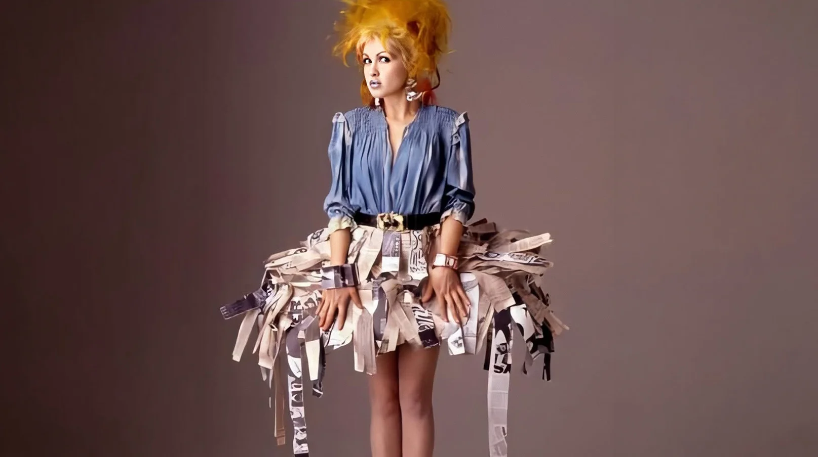 Cyndi Lauper subasta sus recuerdos más famosos: cuánto cuestan las prendas que hicieron historia en los años 80