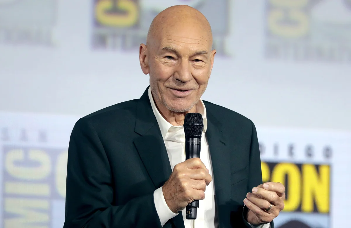 Murió Patrick Stewart, el actor que dio vida al Profesor X y al capitán Picard durante décadas