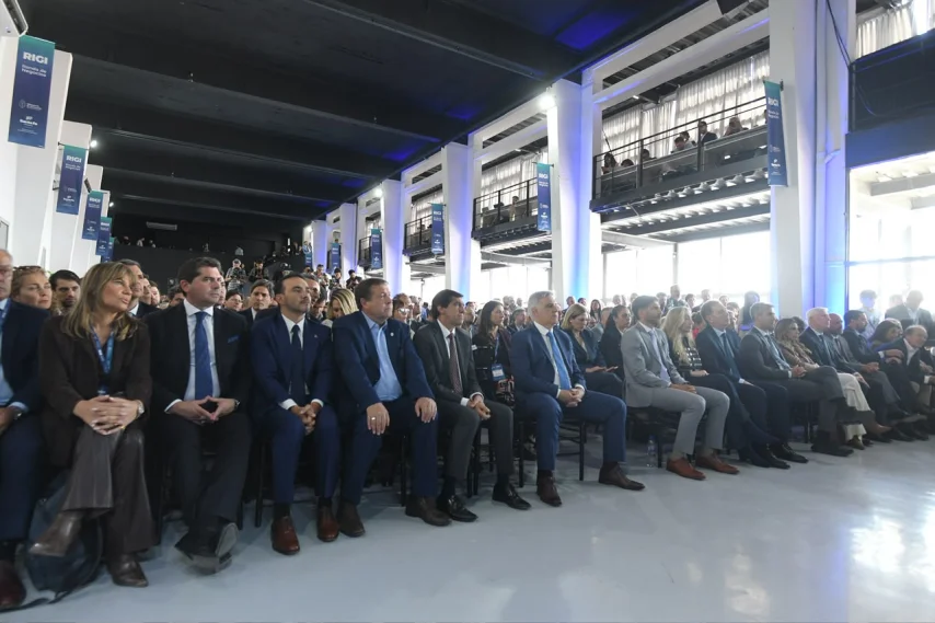 Gobernadores y dirigentes en la ronda de negocios RIGI - Presidencia